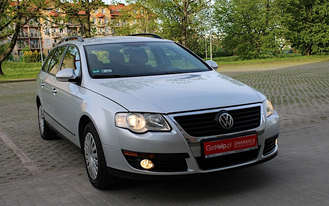 Volkswagen Passat cena 11999 przebieg: 286000, rok produkcji 2006 z Elbląg małe 301